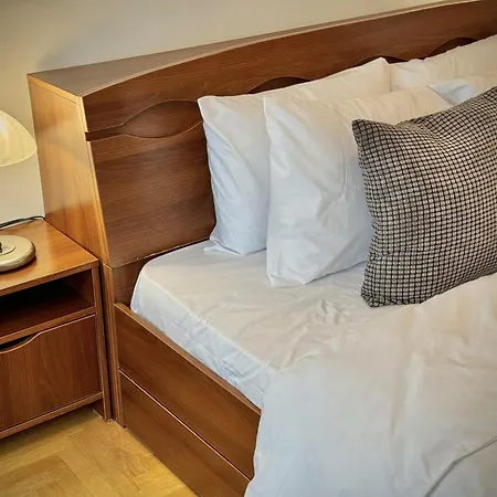 公寓 Classy & Spacious аpartment Next To National Palace Of Culture For 4 Guests *